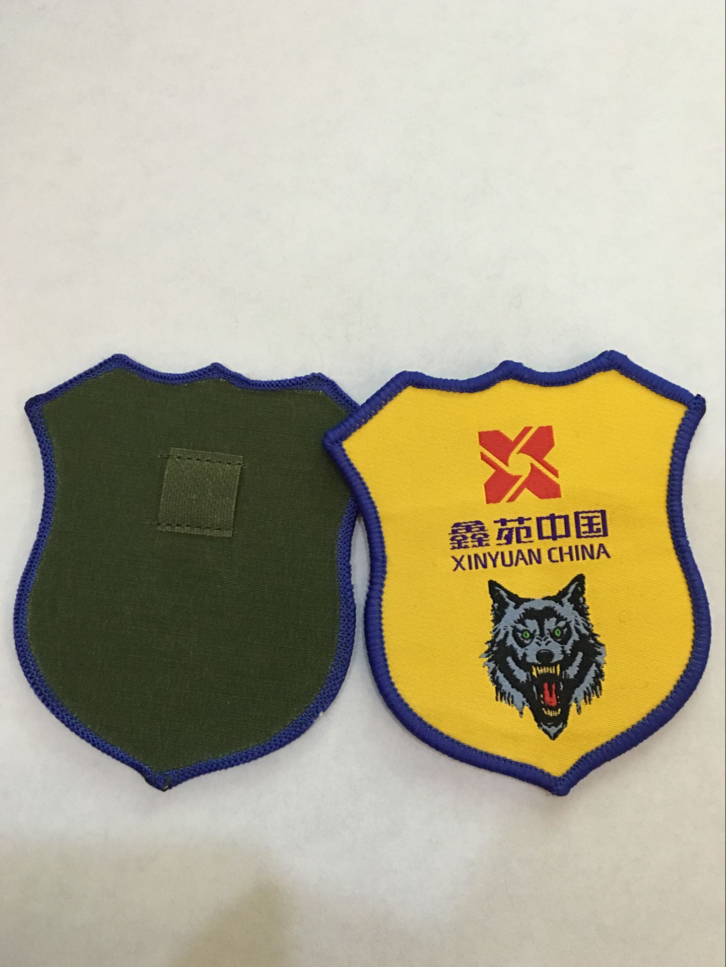 可按客户要求个性化定制各式电脑织唛臂章,颜色·规格·形状不限,背面