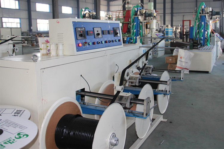 供应滴灌带内镶式贴片滴灌带 农业一体化贴片式滴灌带厂家**-烘焙设备