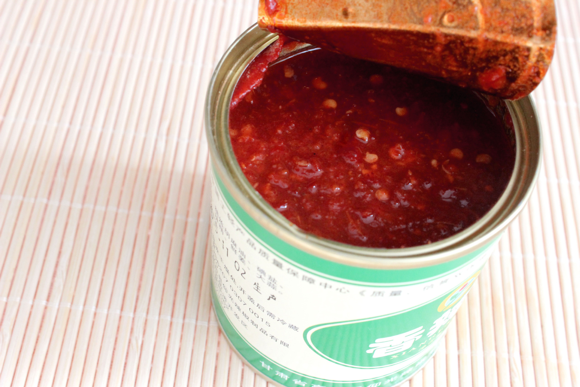 香辣酱调味酱罐装特产200g辣酱批发