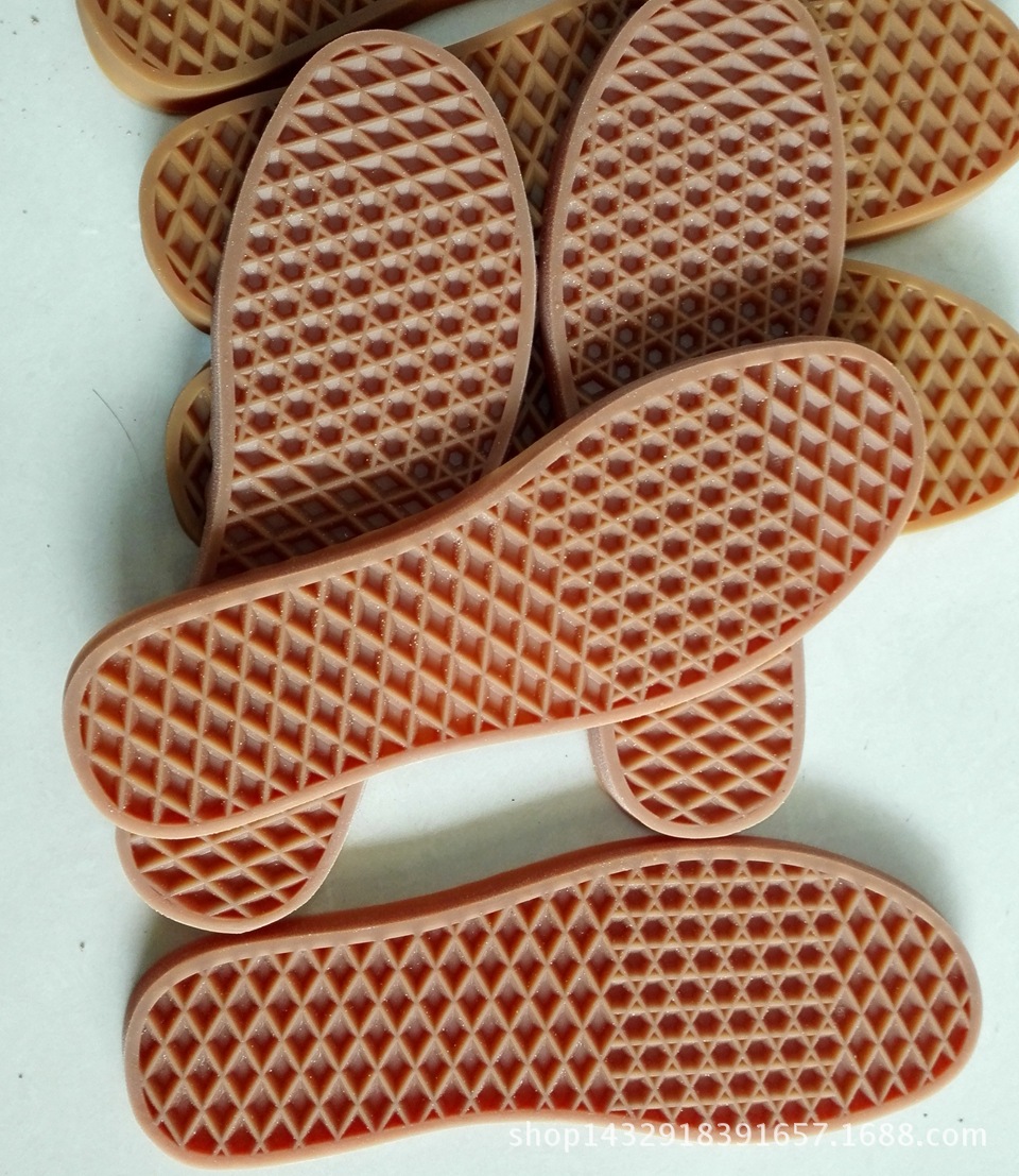 橡胶休闲男女款鞋材底情侣款橡胶硫化鞋底橡胶牛筋生胶休闲鞋底