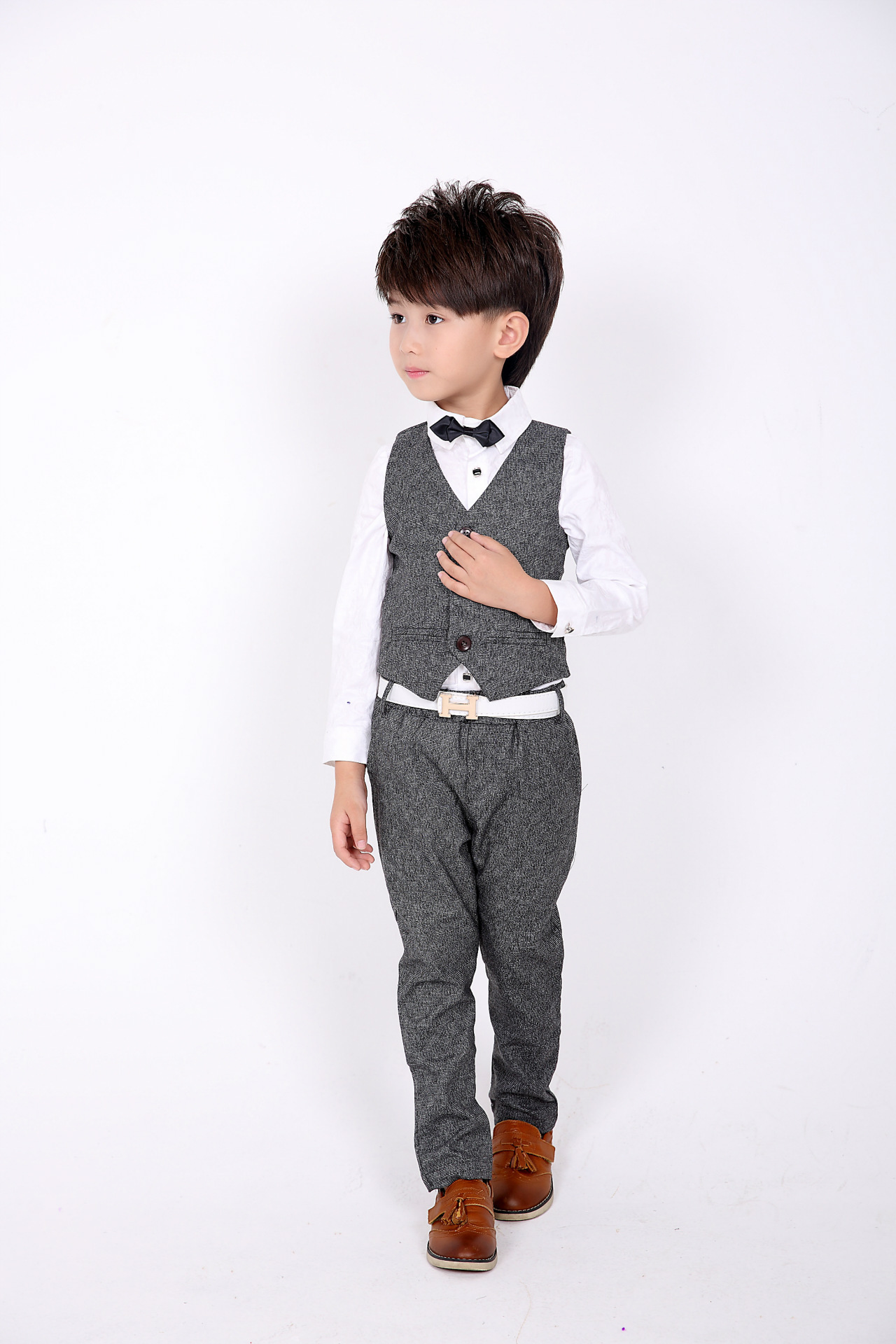 儿童西服套装2018秋装新款童装潮男童礼服小西装三件套 一件代发