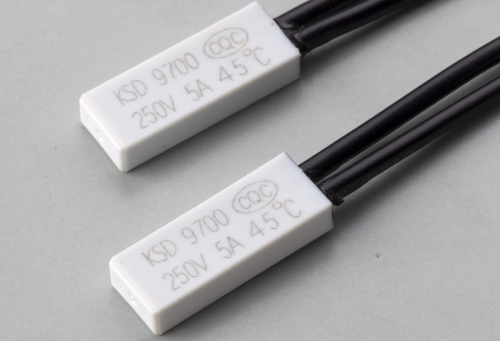 产品名称:热保护器 品牌:利诺威 型号:ksd 开关类型:常开/常闭 材料