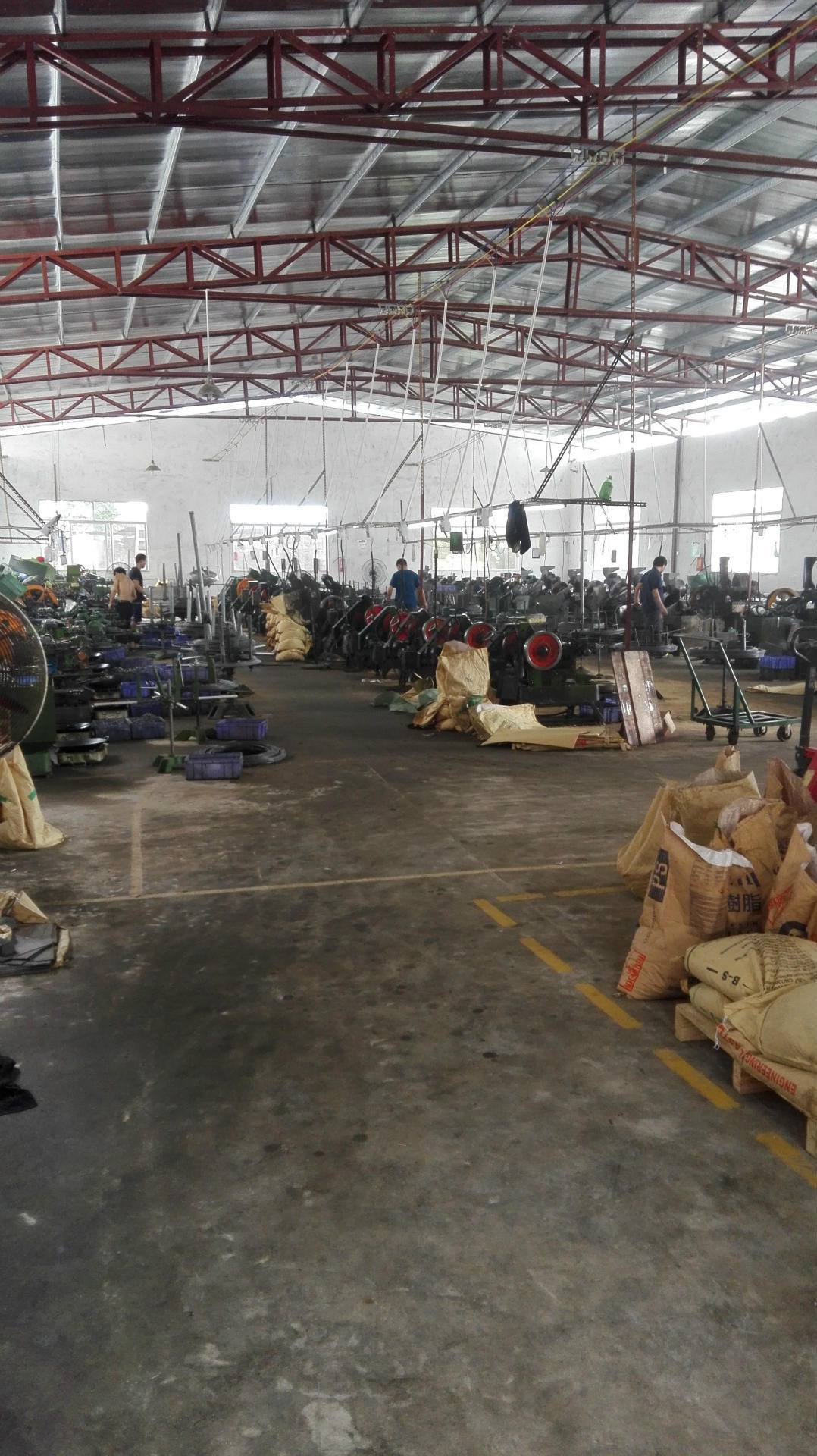 不锈钢粗螺钉 东莞厂家定制不锈钢圆头束尾大螺丝 pb 6 x 18