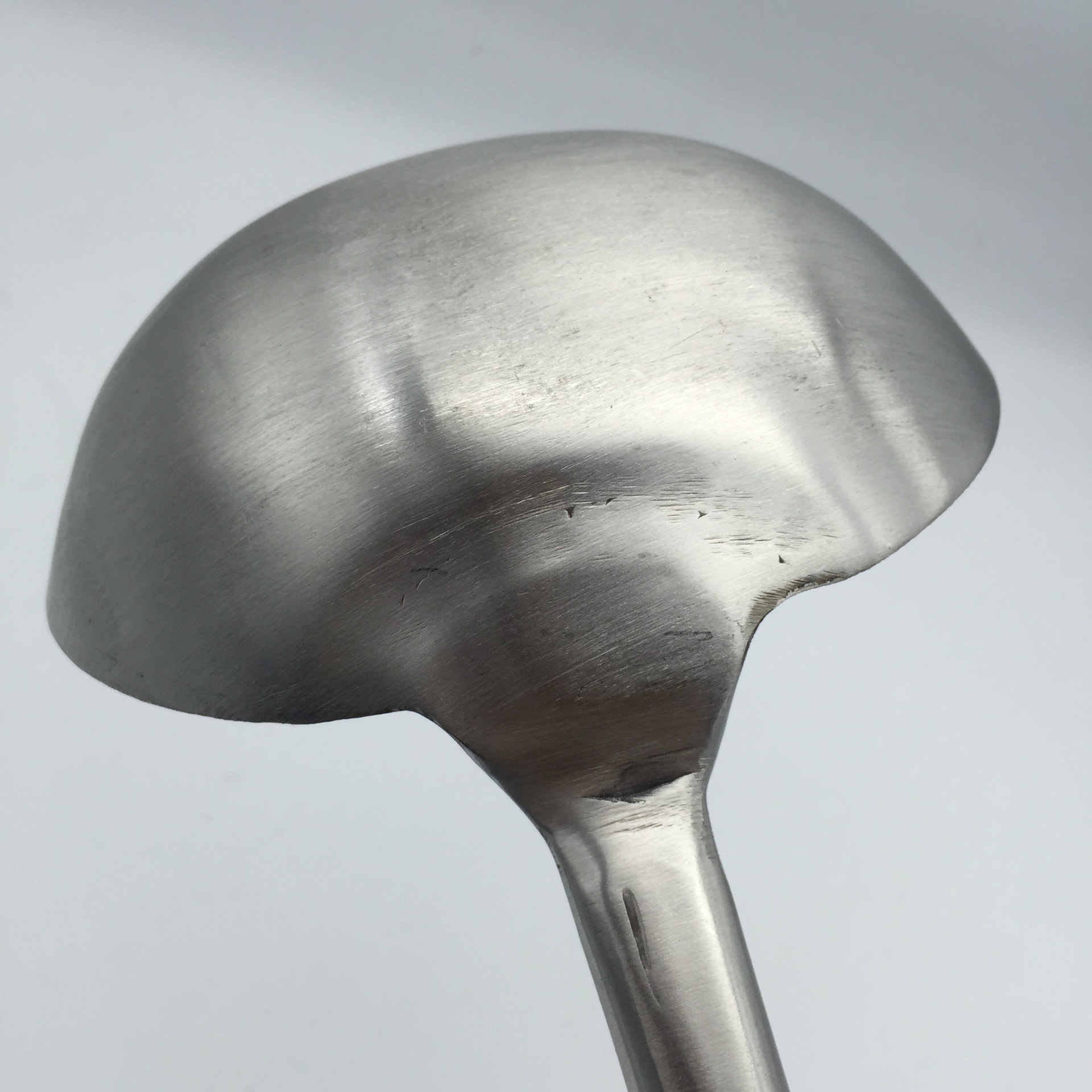 不锈钢厨师炒勺 大排档烹饪大勺 酒店用品 欣之悦手打木柄10两勺