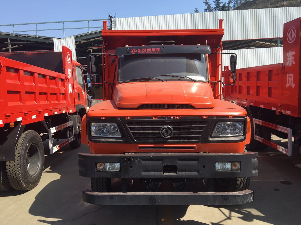 eq3092fd4d东风尖头自卸翻斗车报价图片参数