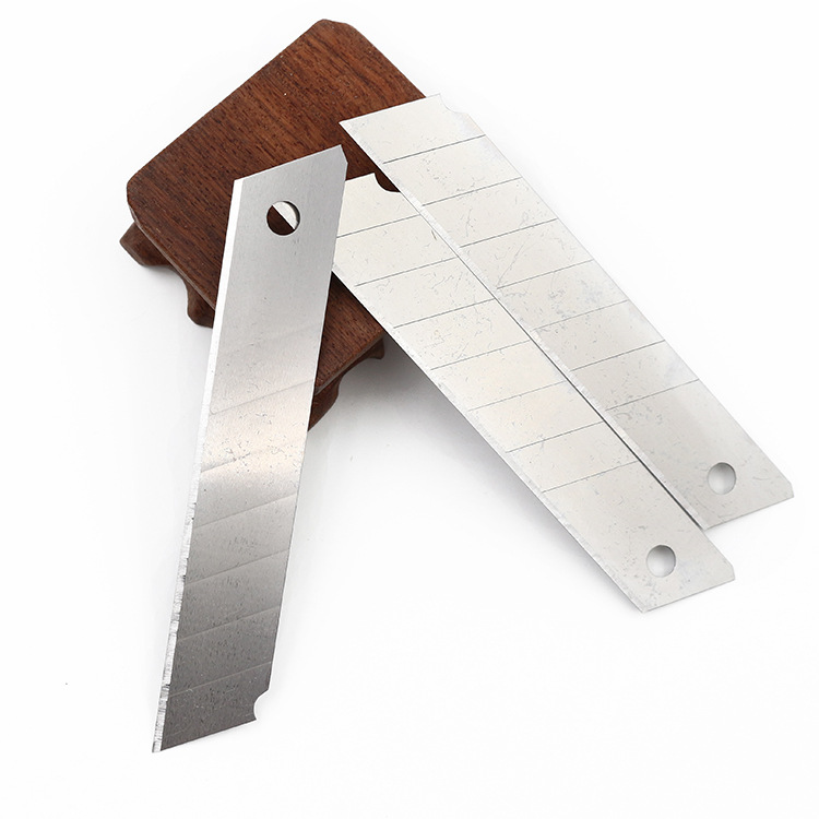 通用大号美工刀 18mm美工刀片 大号裁纸刀刀片 10片/盒