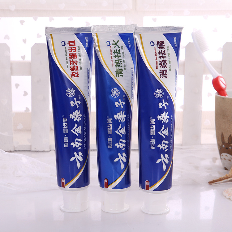 云南金嗓子抗菌护齿牙膏 缓解牙龈出血清新