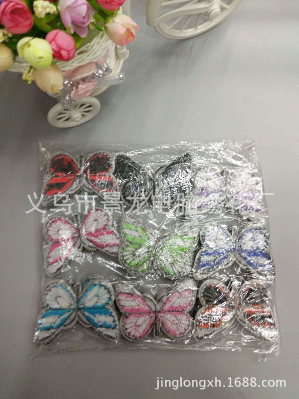 现货供应 外贸90个装七彩刺绣蝴蝶布贴批