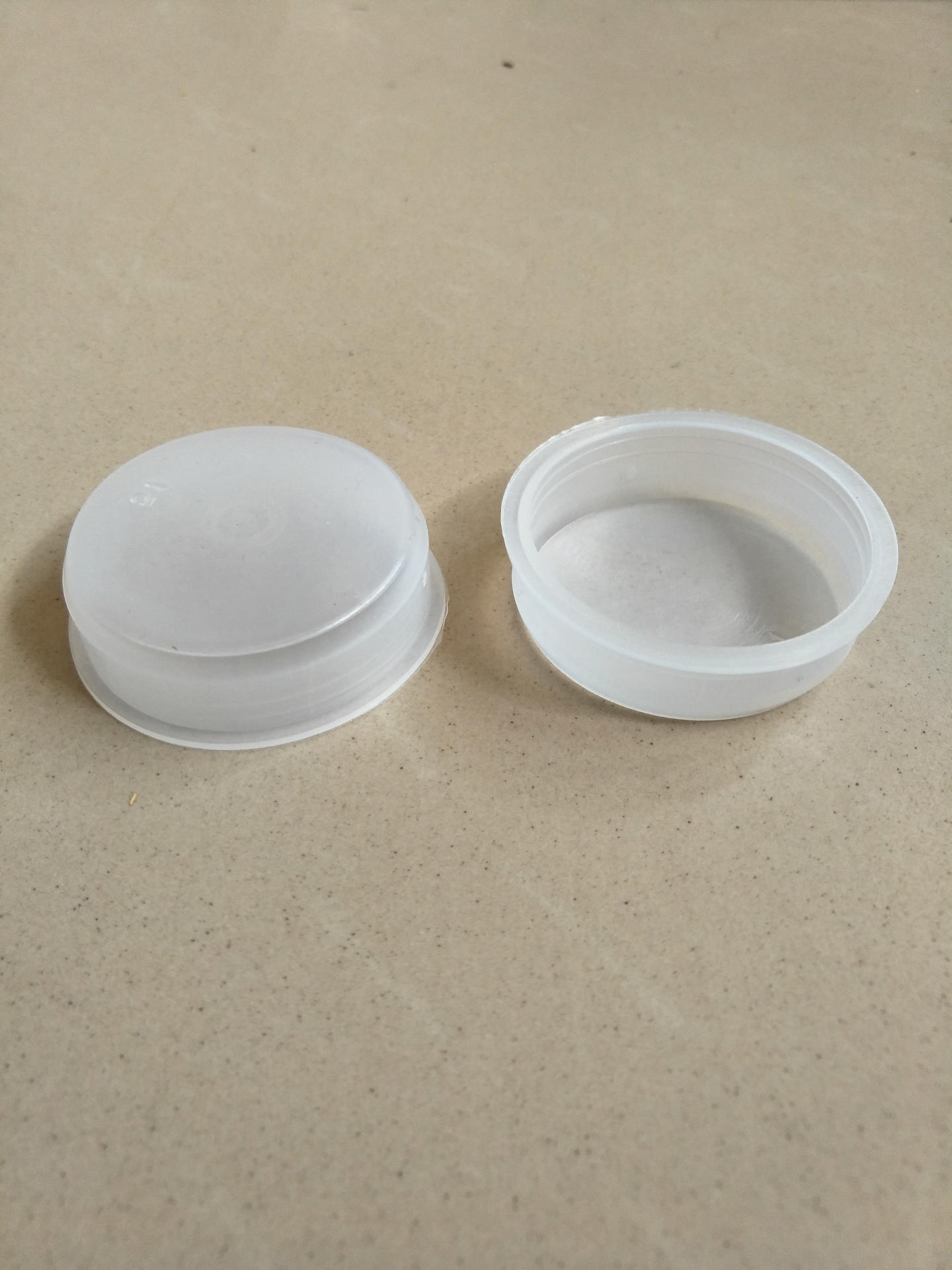 厂家现货供应纸管纸筒塑料盖40,45/50,55,60,65,70,76mm