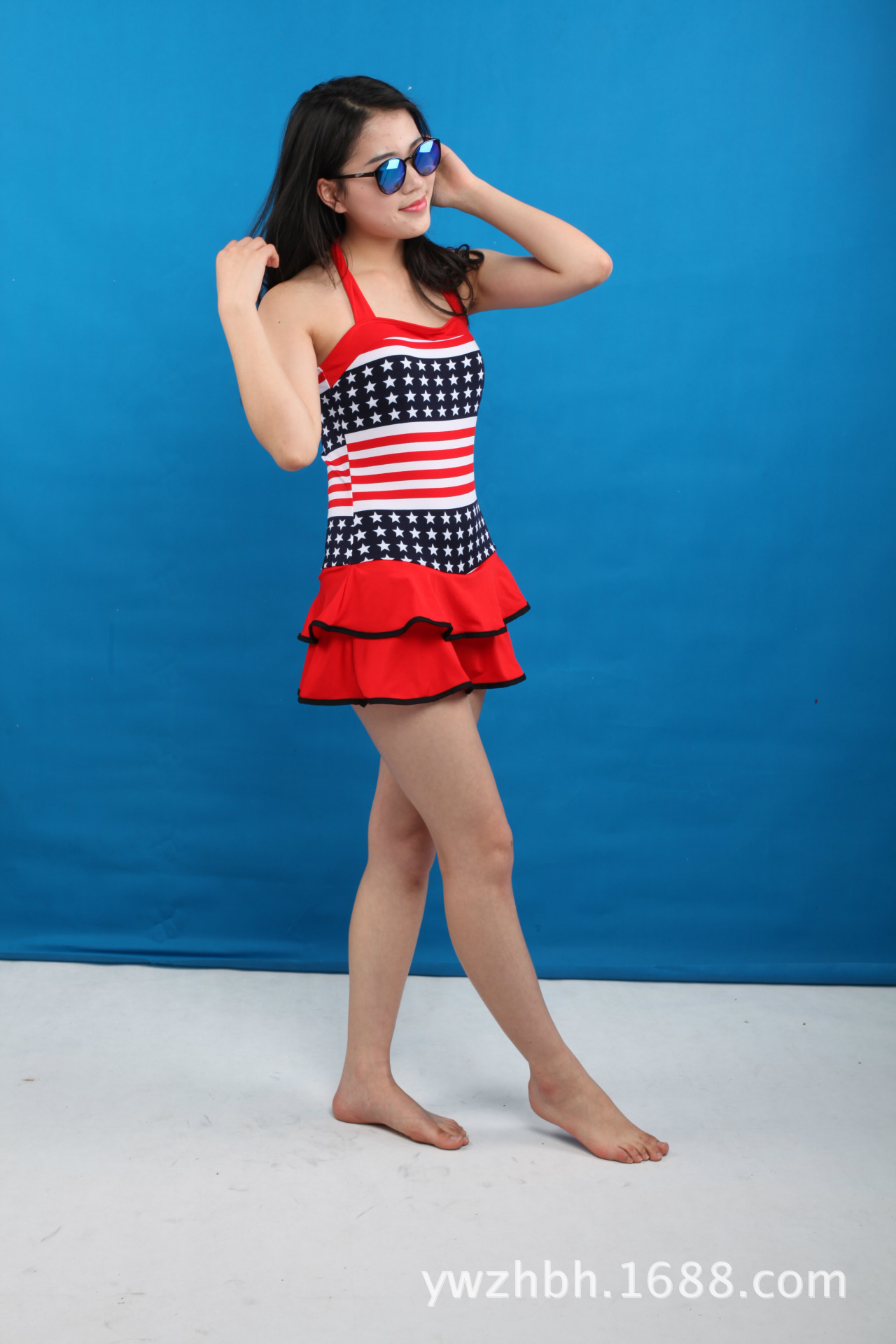 热卖爆款小清新保守学生游泳衣 女士连体泳-连体泳衣