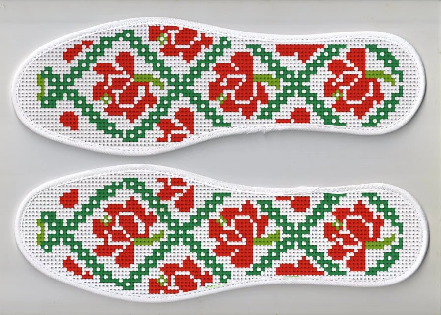 厂家一双起批发新款精准印花纯棉6层满绣十字绣手工针孔鞋垫