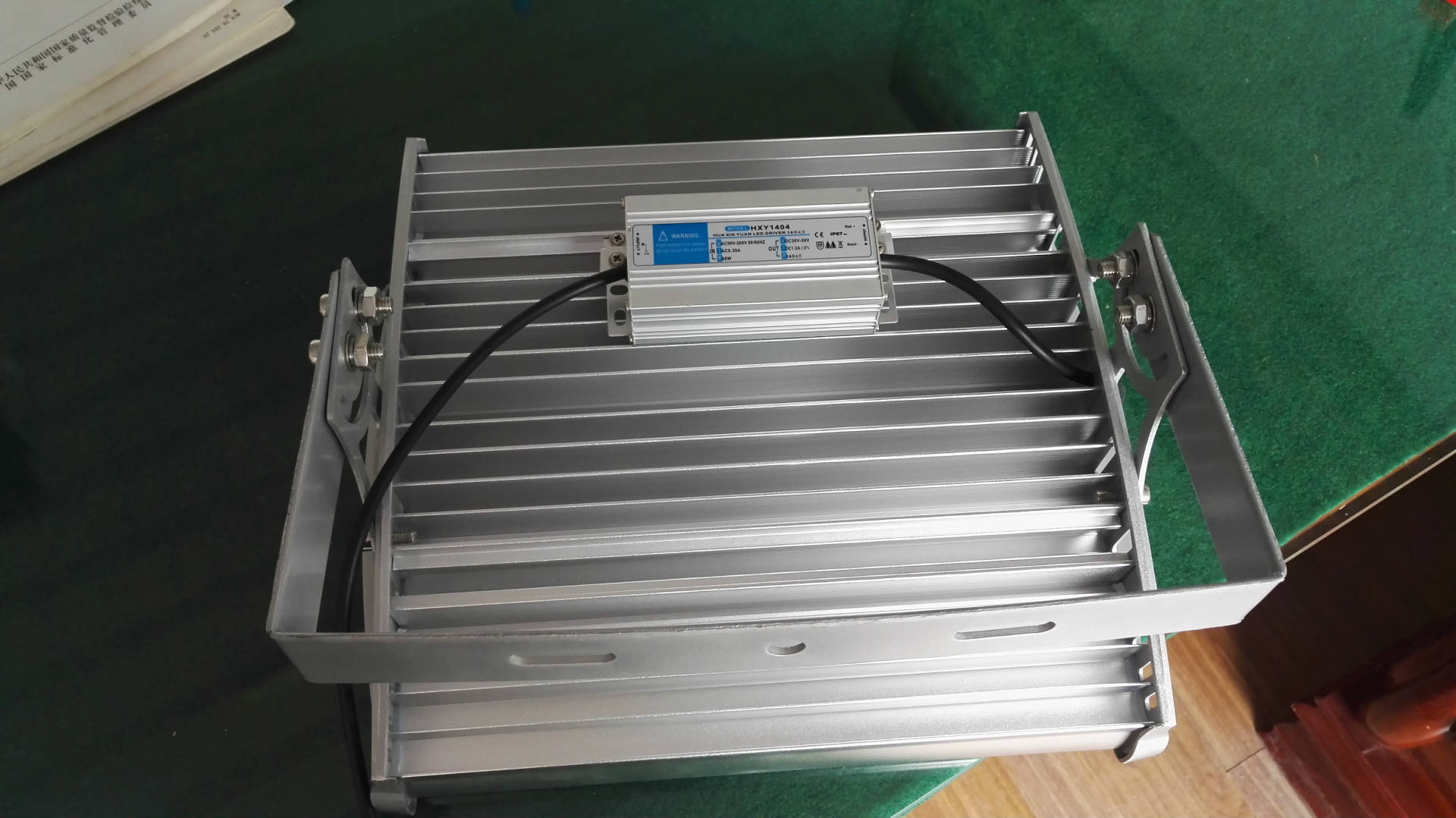 工程专用 led隧道灯 56w 投光灯