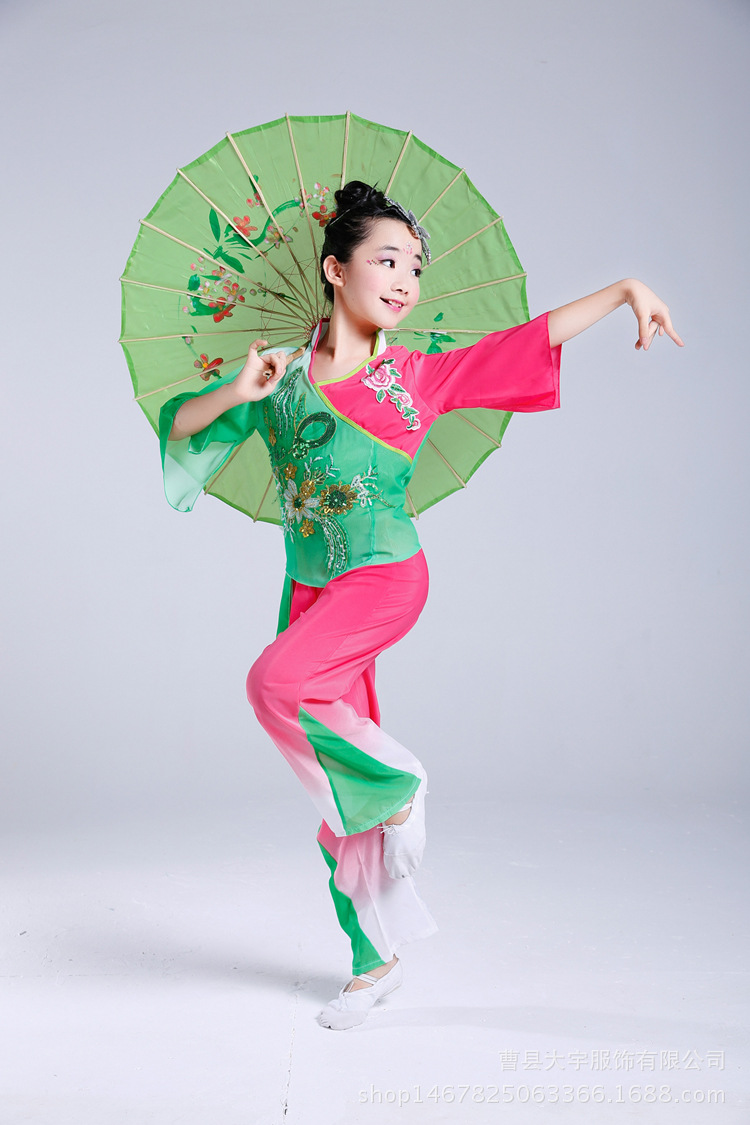 新款儿童秧歌演出服蝴蝶牡丹花手绢扇子舞服女童舞蹈服表演服