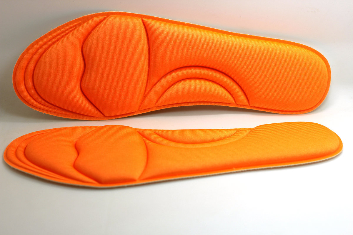 运动鞋记忆棉加厚军训用鞋垫 江湖地摊暴利新产品 批发海绵鞋垫