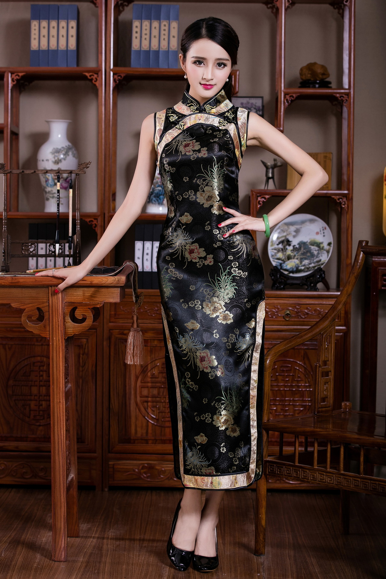 新款时尚夏装旗袍连衣裙复古民国风改良无袖l礼仪t台走秀长款旗袍