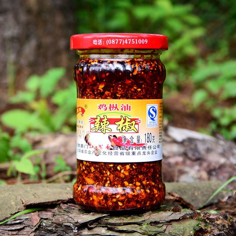 山里香 专业制作生产 云南特产 鸡枞油辣椒 180g瓶装 辣椒油