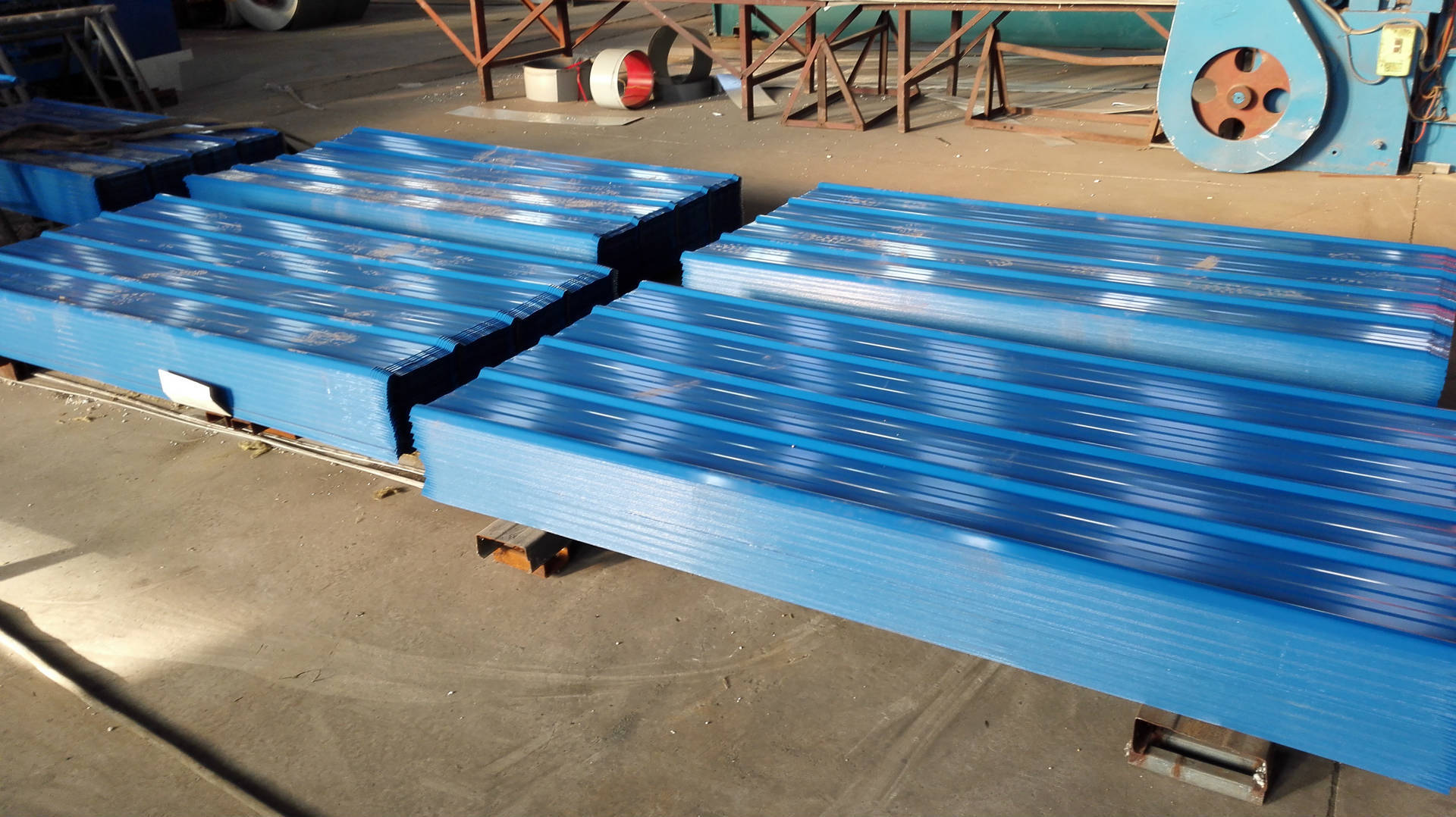 威柏斯特-yx15-225-900压型钢板-防火阻燃岩棉彩钢夹心板-瓦