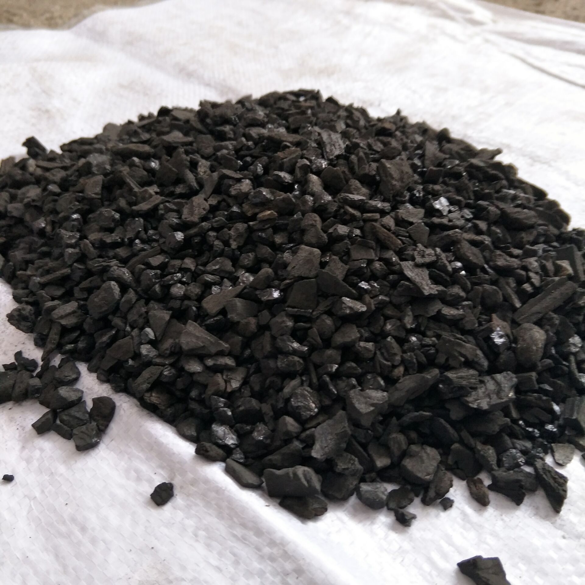 木炭粒活性炭兰花多肉改良土壤透气吸附力强10斤包