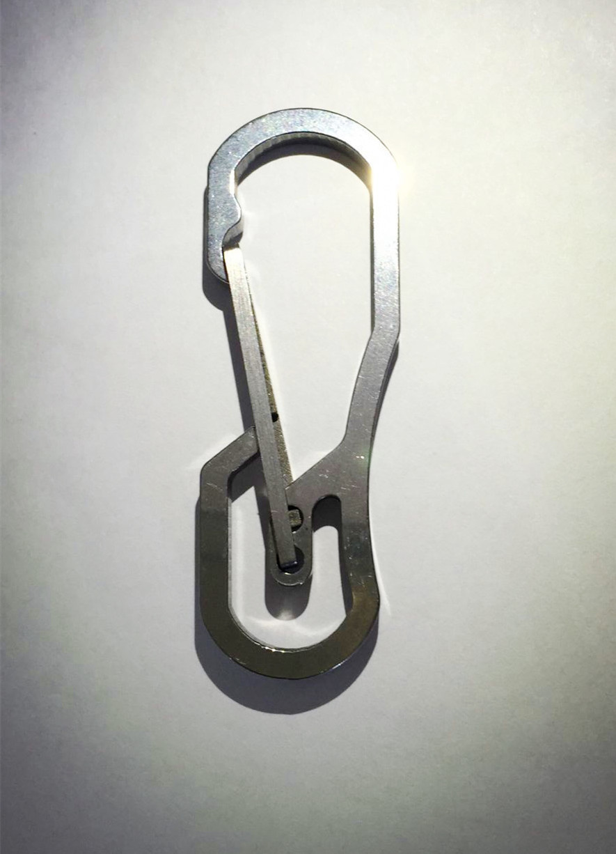 整体线切割 不锈钢战术户外装备工具多功能钥匙登山扣edc挂.