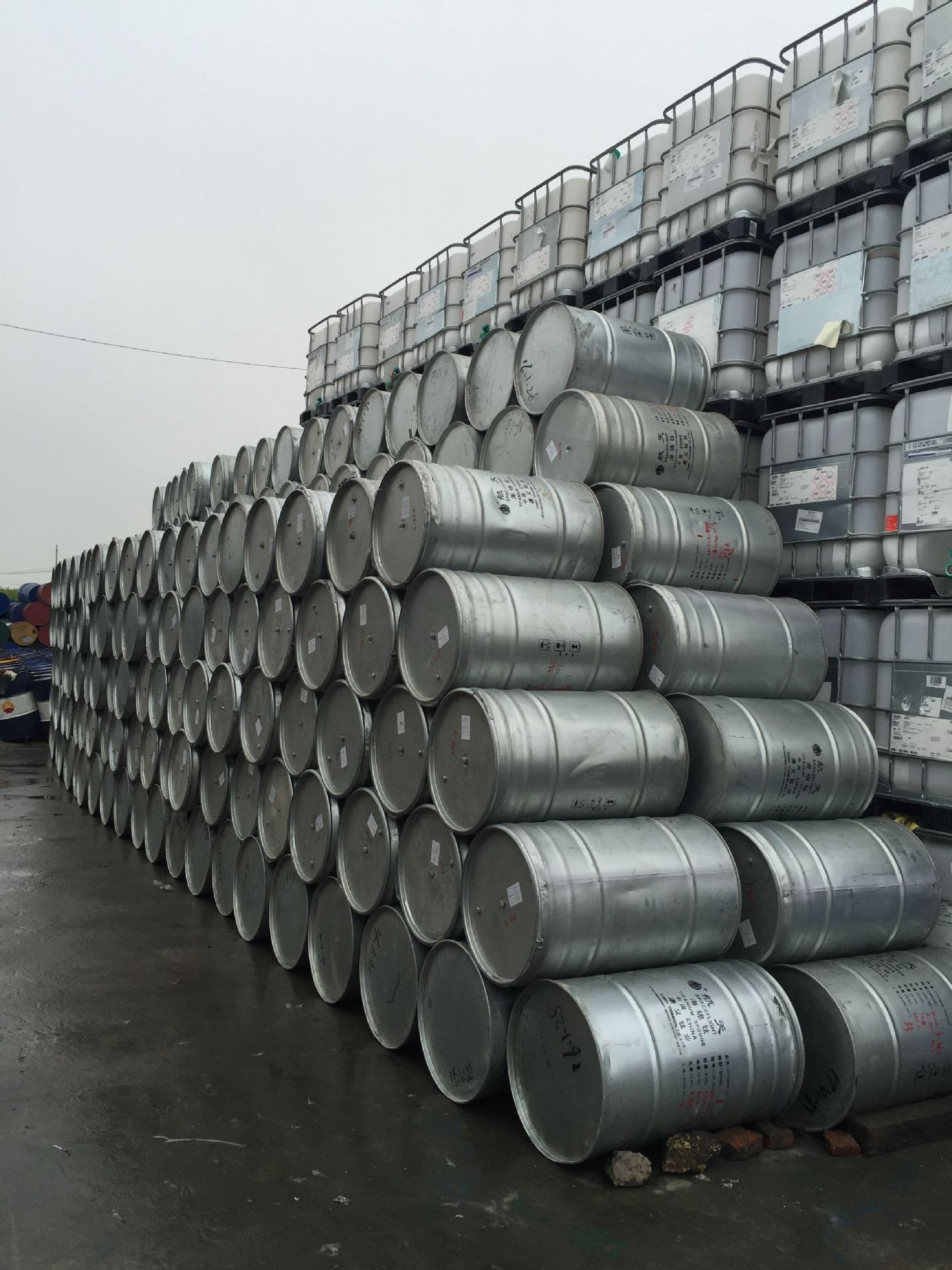 供应200升铁皮桶化工镀锌桶钢桶铁桶镀锌铁皮桶