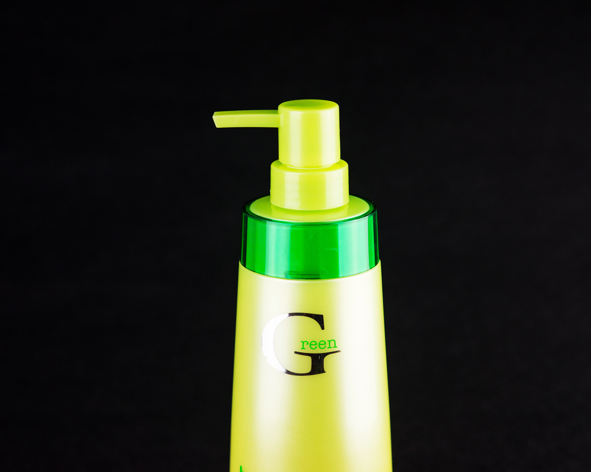 依兰清爽柔顺洗发水800ml 深层清洁秀发和头皮 厂家直销