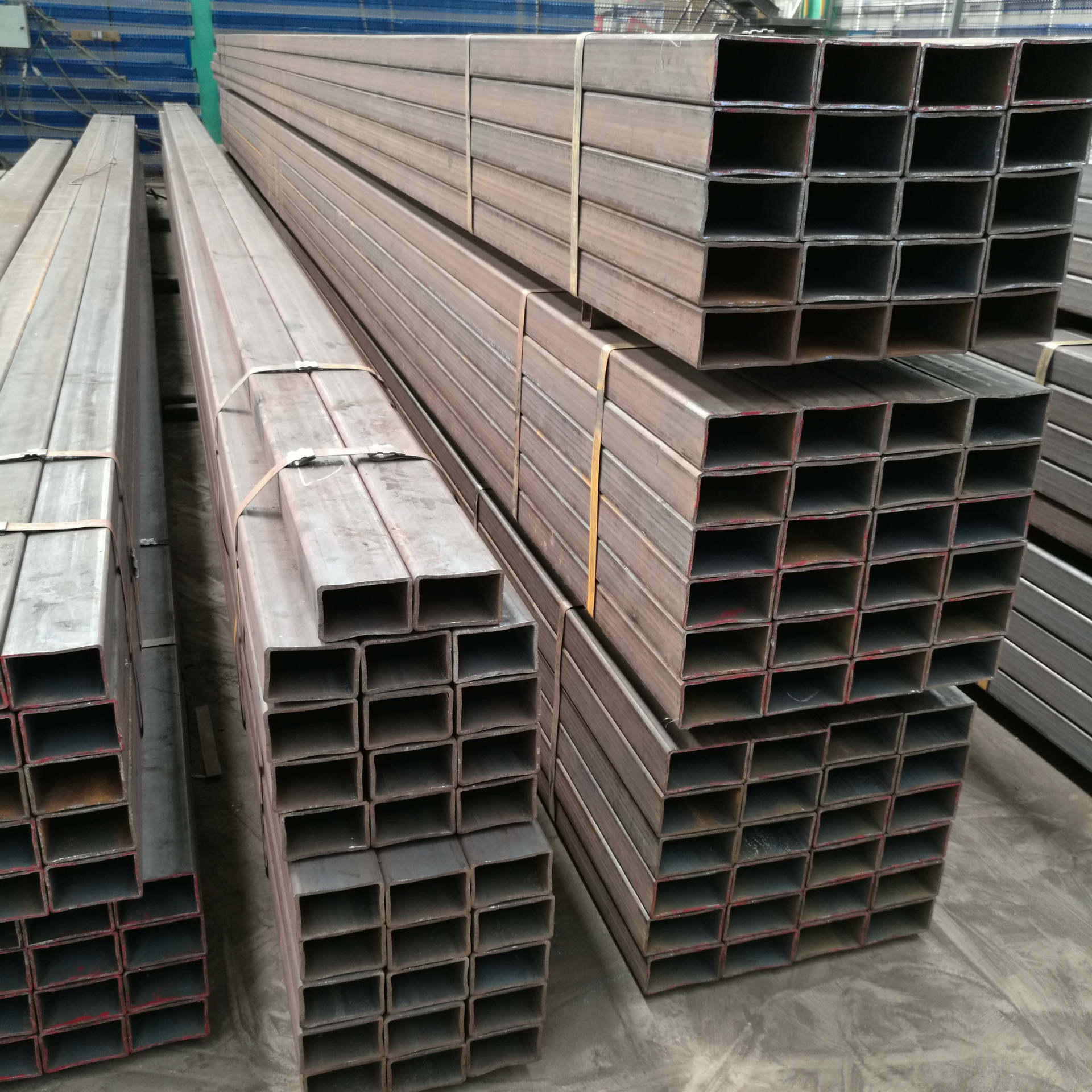 特价 钢管q345b小口径无缝方管合金无缝方管 送到厂