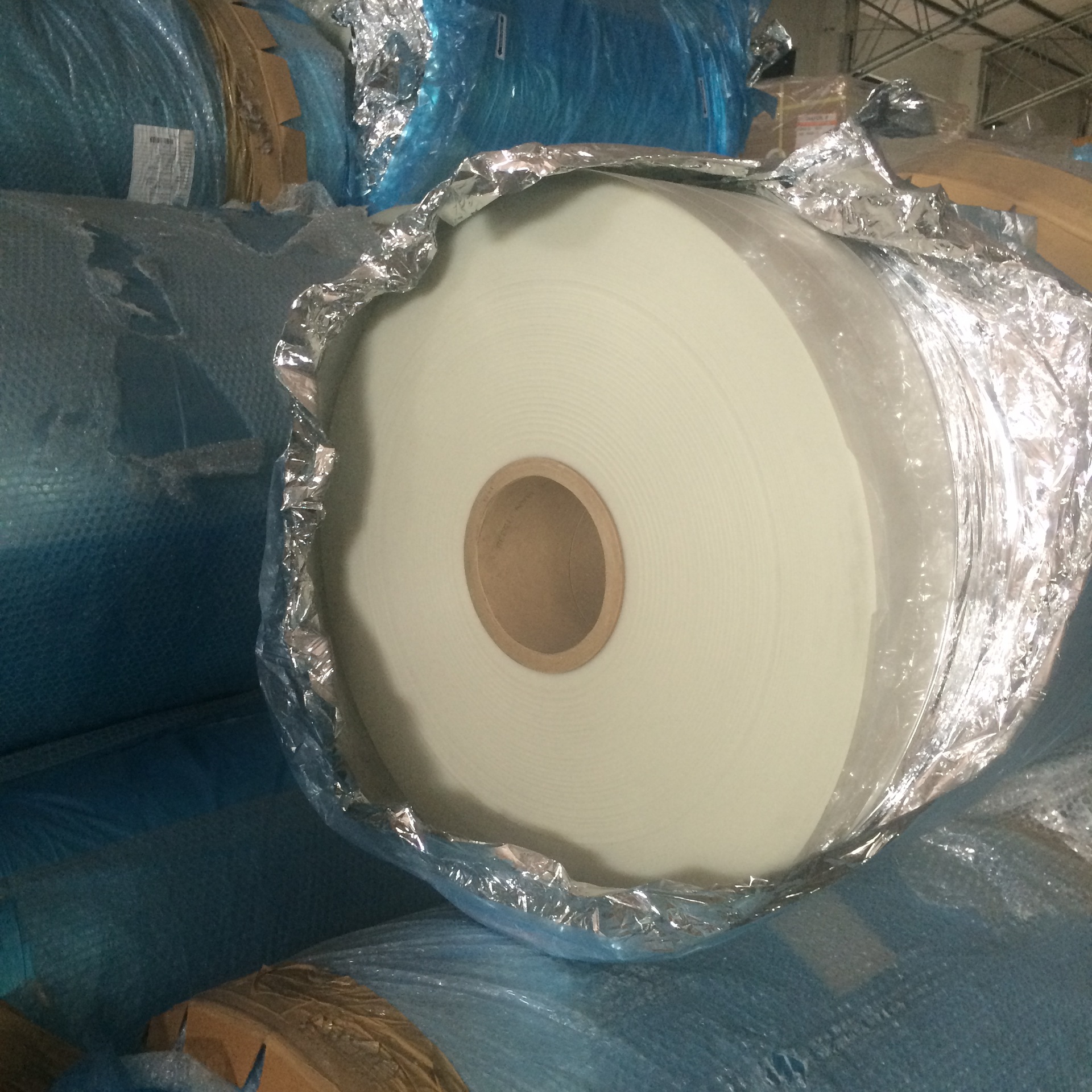 9-10c防粘膜防水卷膜