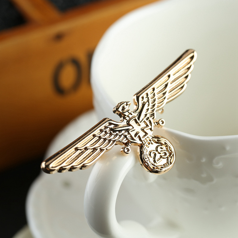 韩国气质金属老鹰胸针胸花别针大衣西装胸章鹰头披肩扣厂家批发