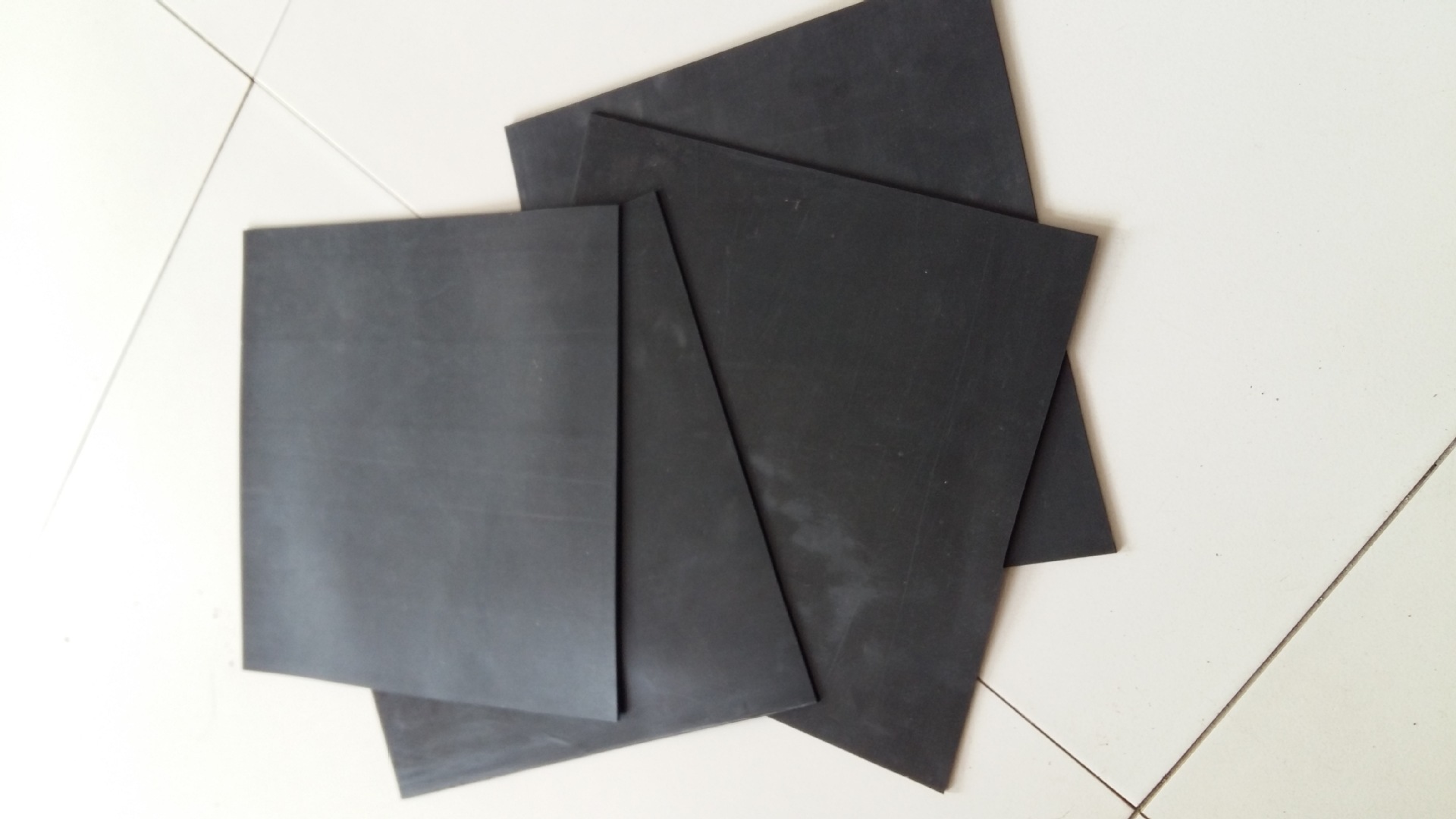 橡胶板 橡胶地板 耐磨橡胶板 耐油橡胶板 防静电橡胶板 绝缘地胶