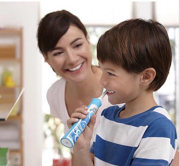 飞利浦儿童电动牙刷HX6311充电式电动声波强力清洁牙缝