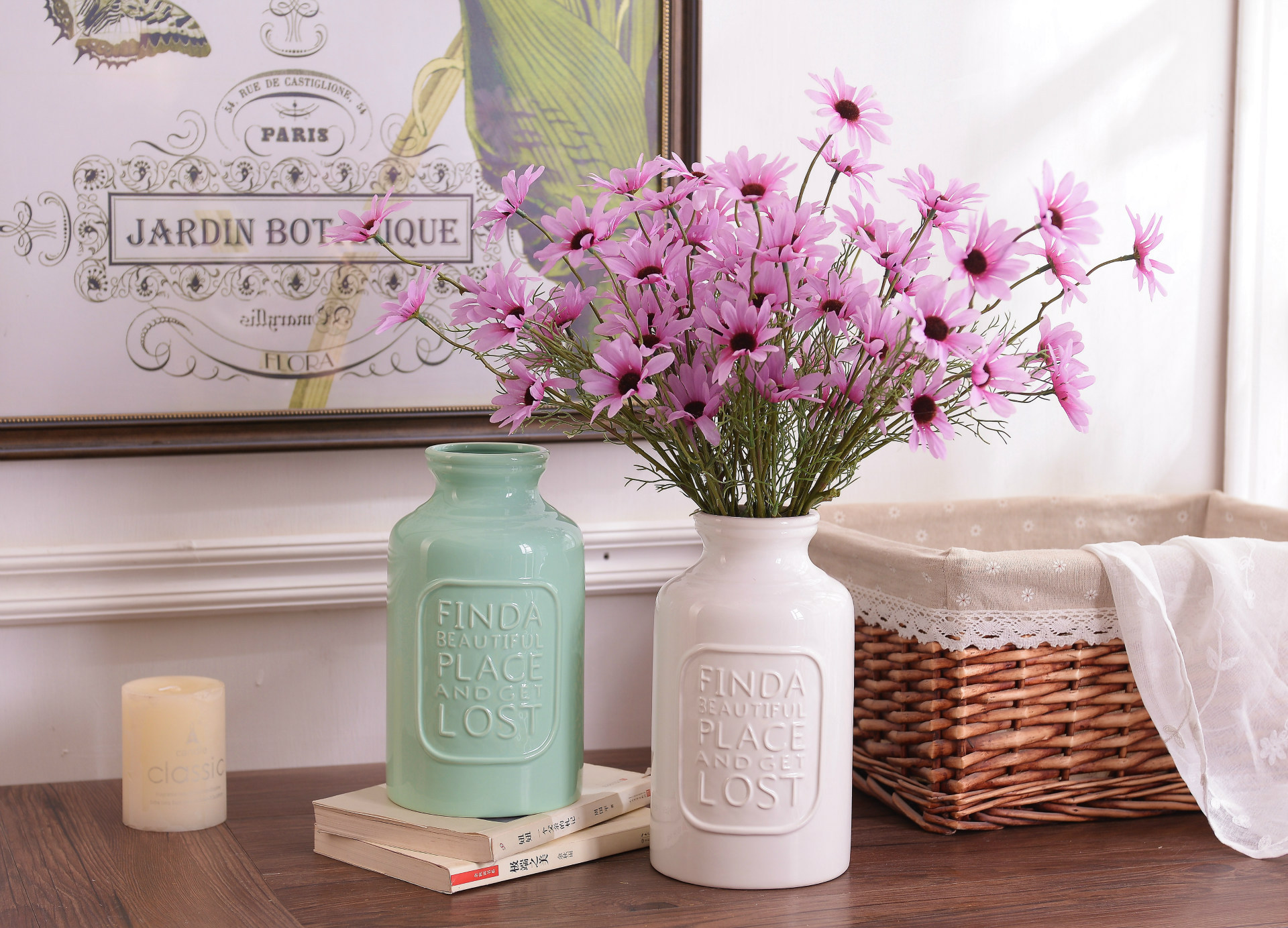 花瓶摆件陶瓷工艺品插花瓶子英文浮雕白色花