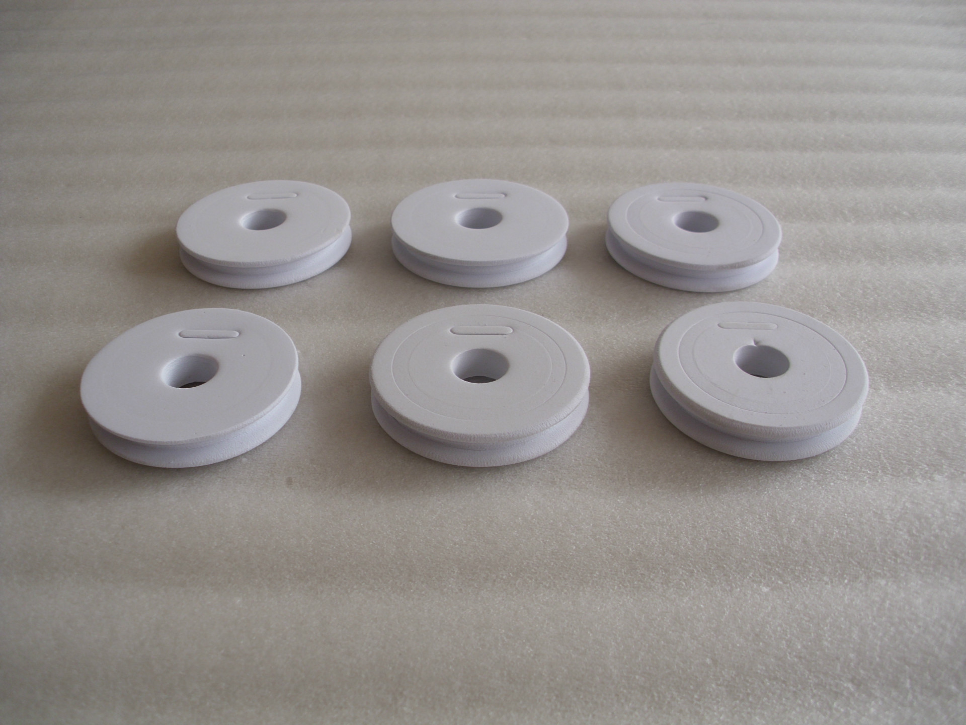 绕线轴大轴直径7厘米白色线轴钓鱼用品渔具批发现