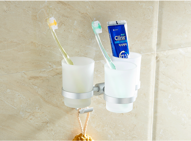 卡希亚太空铝三杯牙杯架牙刷漱口杯架玻璃洗漱创意牙具架五金挂.