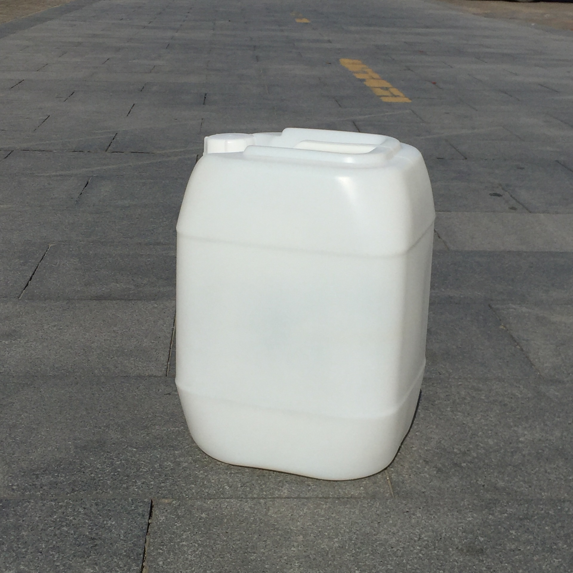 厂方直销25l白色塑料化工 食品 农药桶