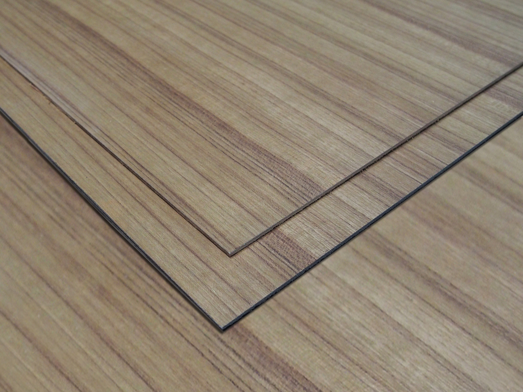 天然木板 泰柚直纹木皮饰面板 3.0/3.6mm装饰板材 木板材批发