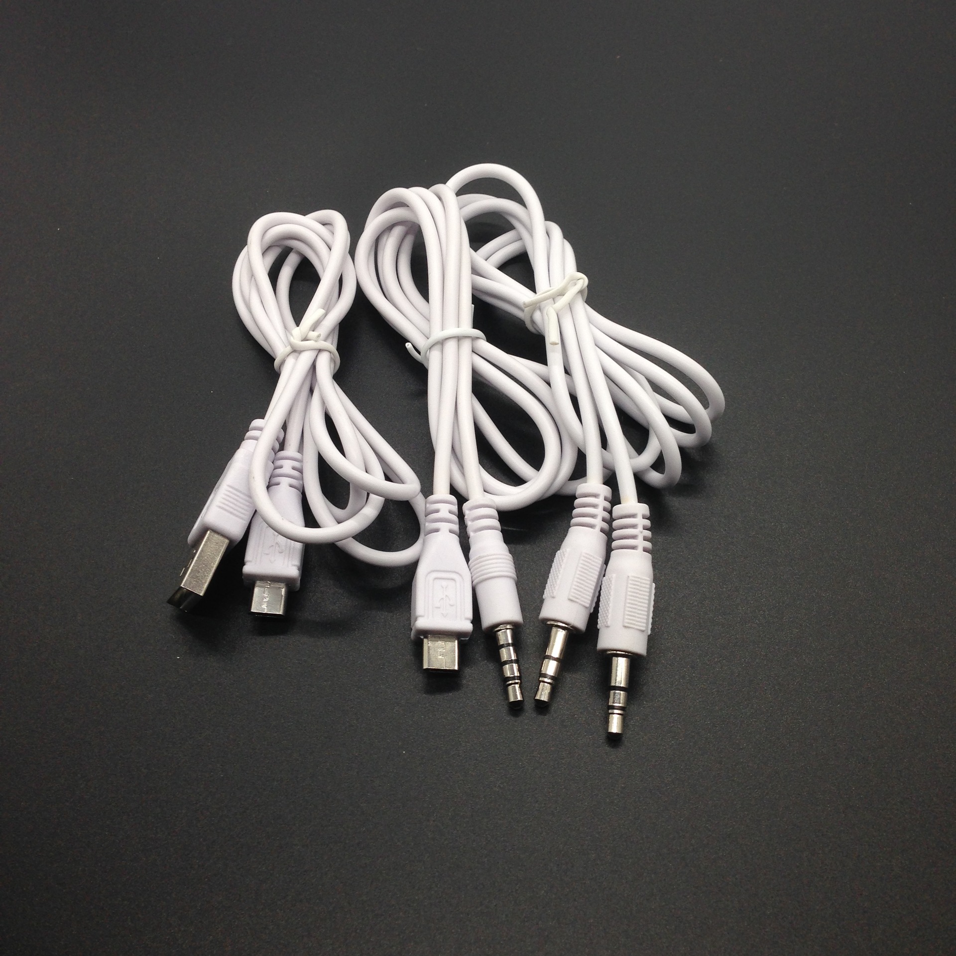 厂家直销 全民k歌话筒录音线 手机话筒充电线 手机麦克风录音线