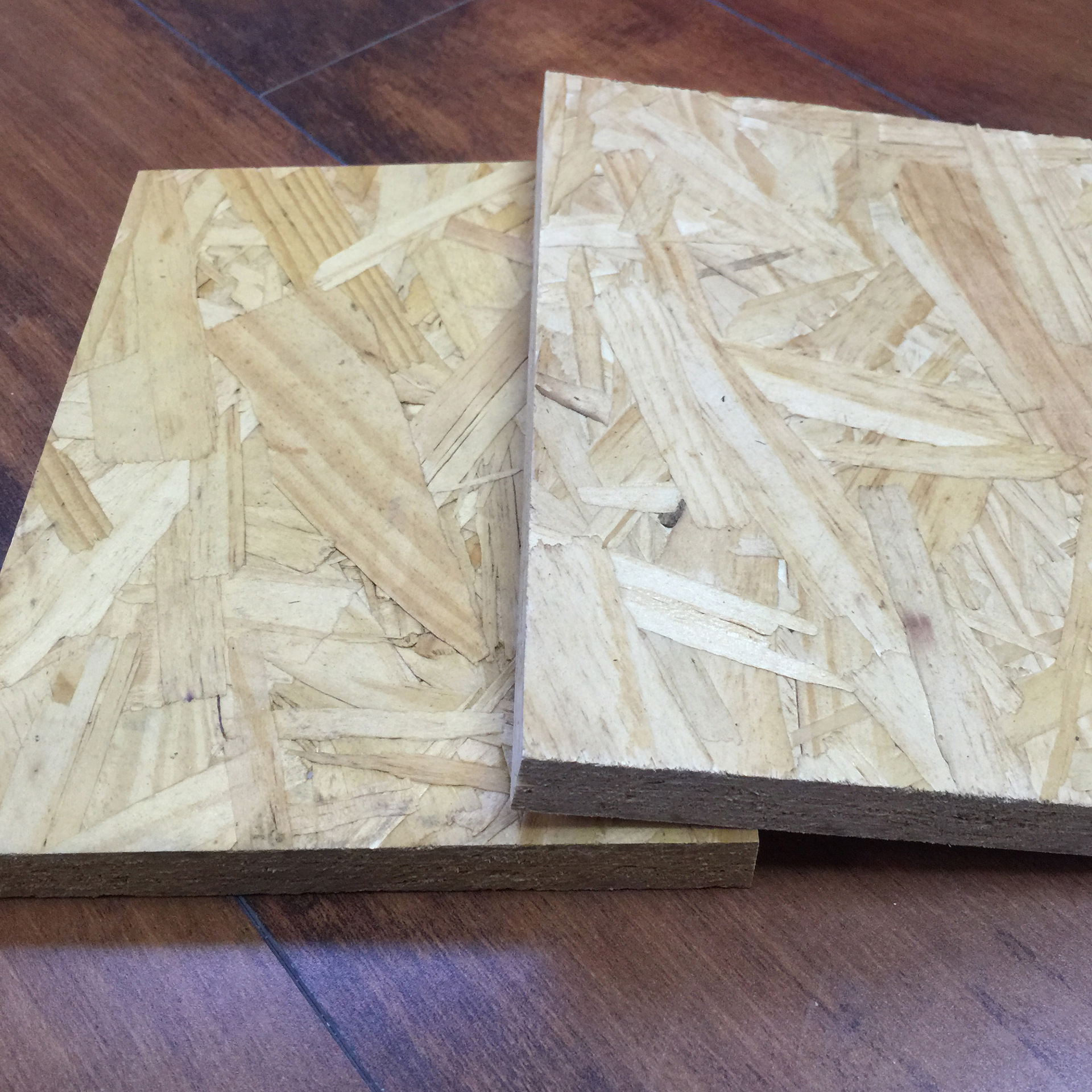 厂家直销 欧松板松木板 吊顶板橱柜板 碳化木饰面板