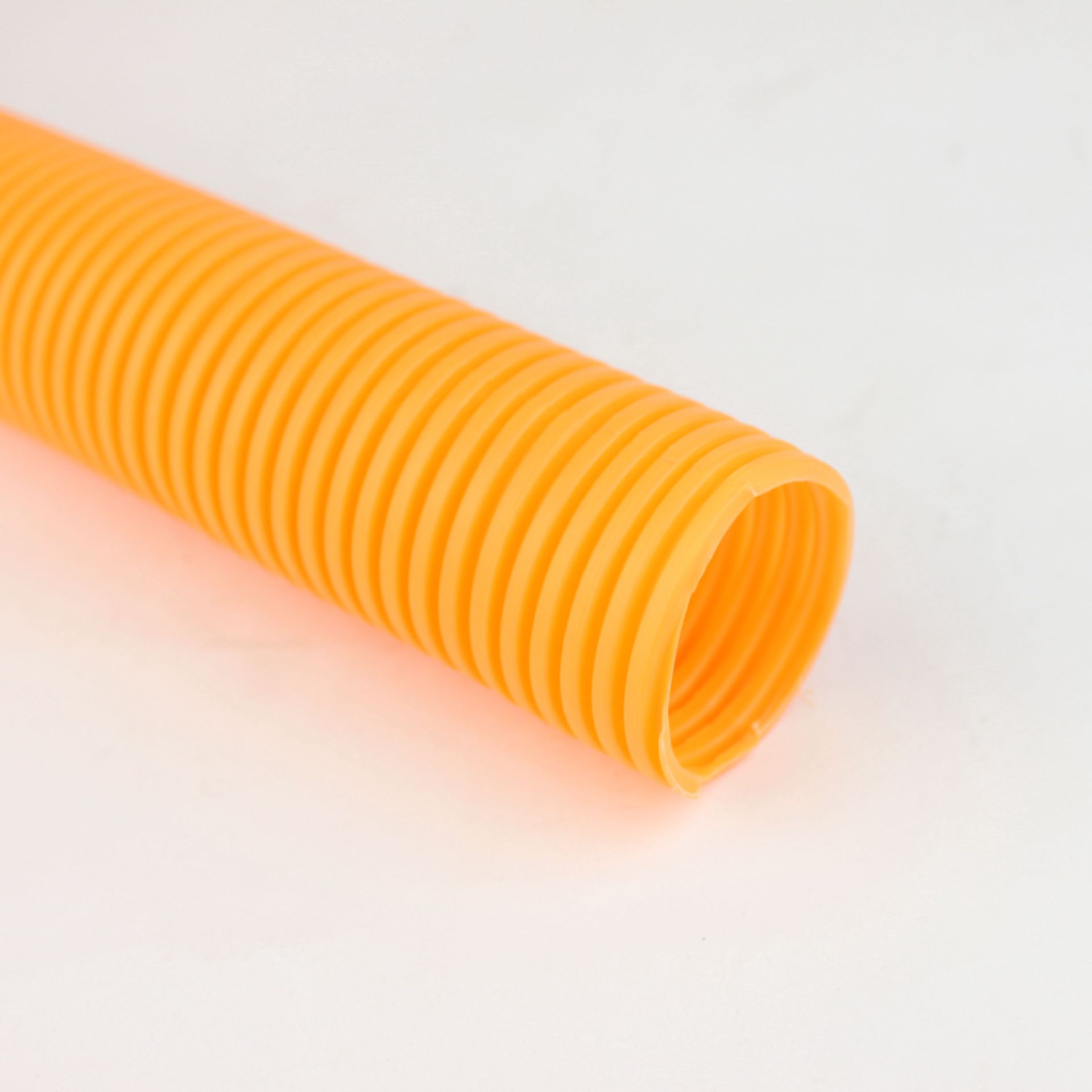 厂家供应 黑色电线套管/汽车线束管/pp.pe.pvc穿线管 高品质