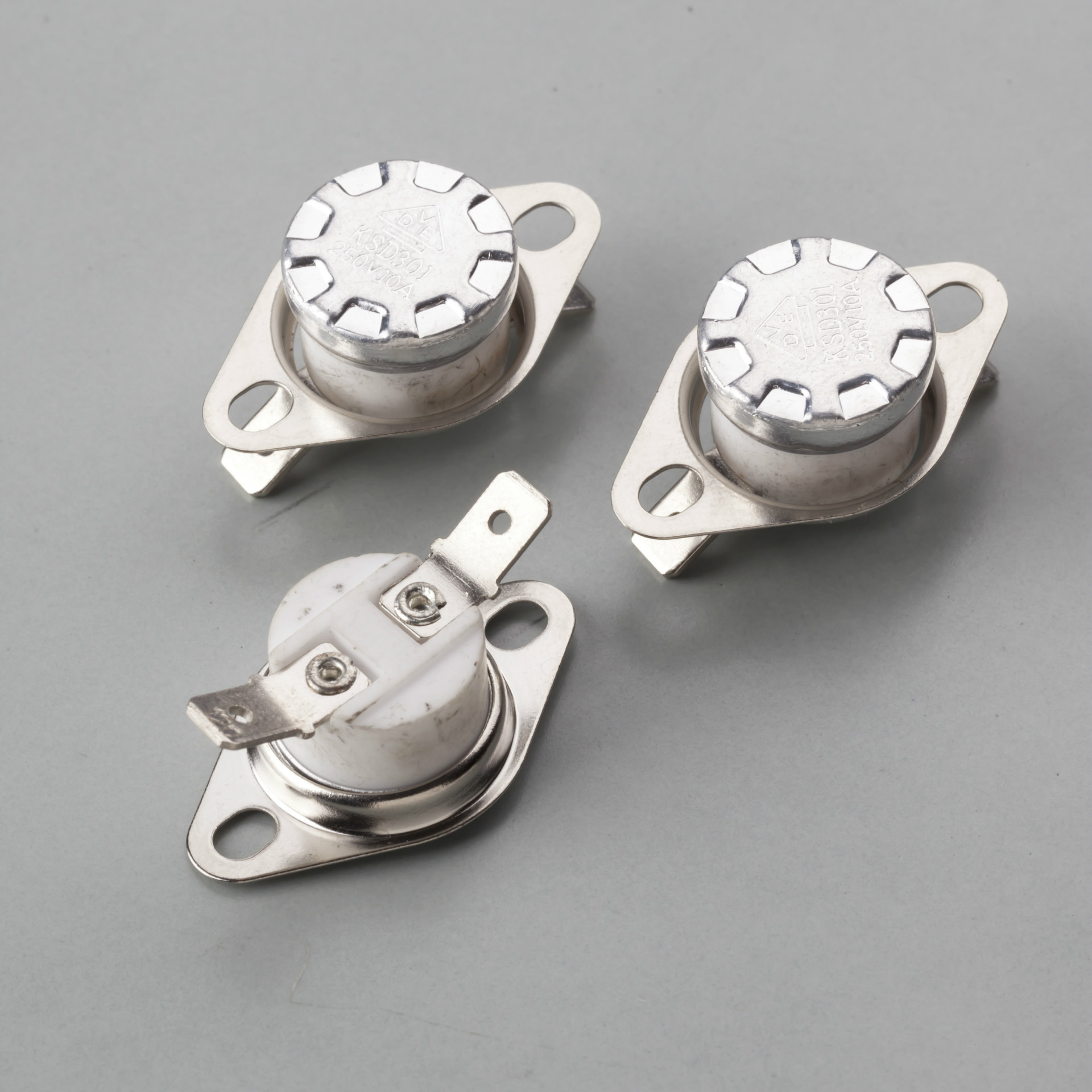 专业生产ksd301突跳式温控器温度开关质量保证