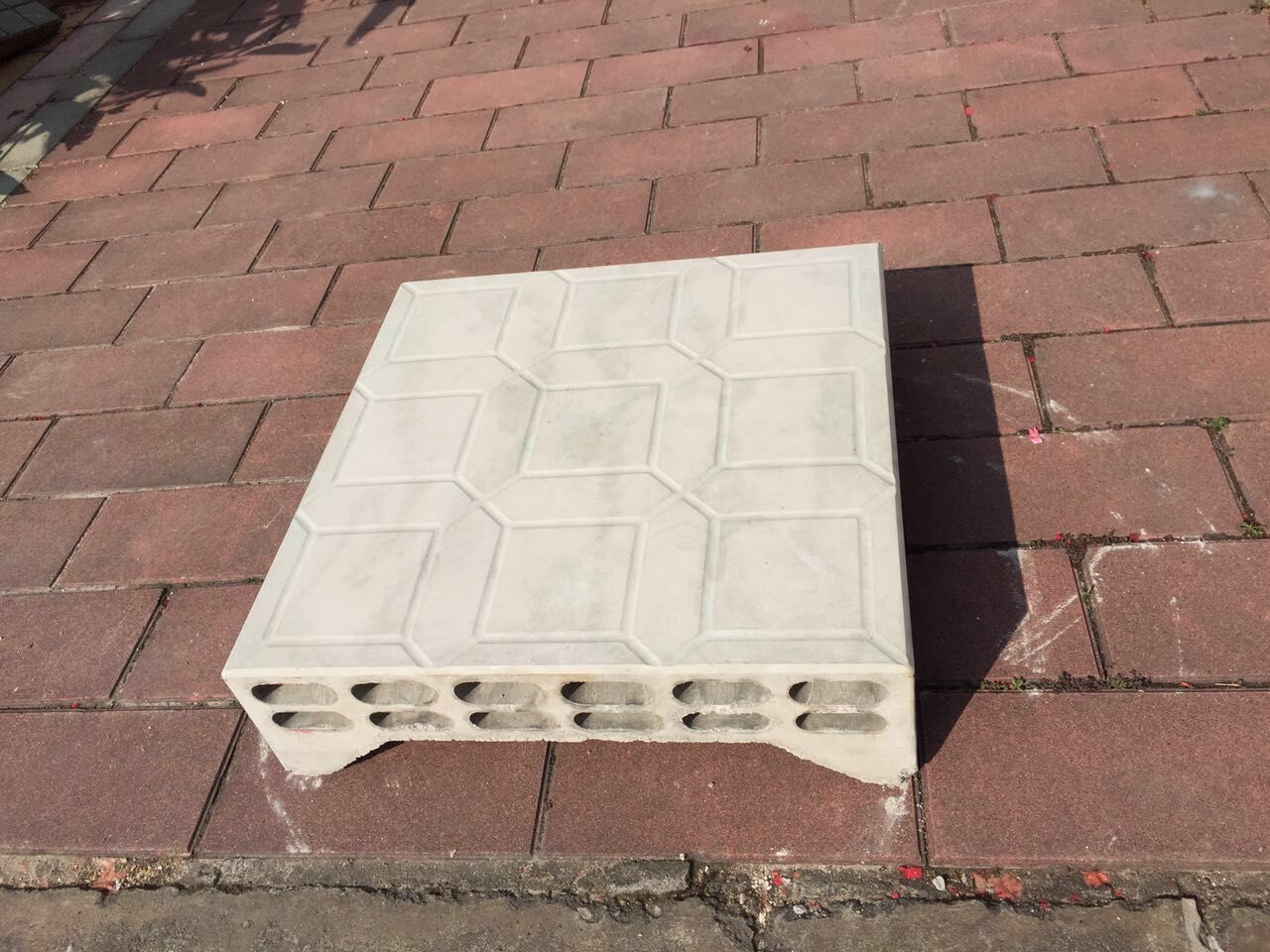 厂家**批发新款隔热砖隔热板隔热层保温板各款隔热板多层隔热.