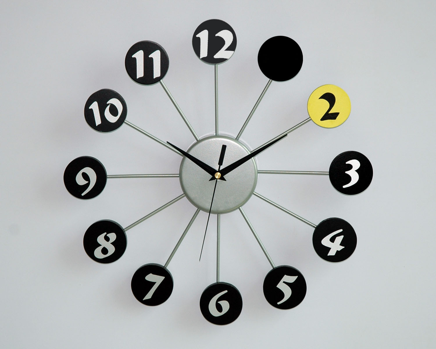 一红壁钟石英钟卧室艺术时钟表挂钟客厅现代创意时尚静音大批发