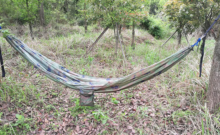 自由鹰双人迷彩吊床降落伞布超轻薄军迷野外露营加宽秋千吊椅