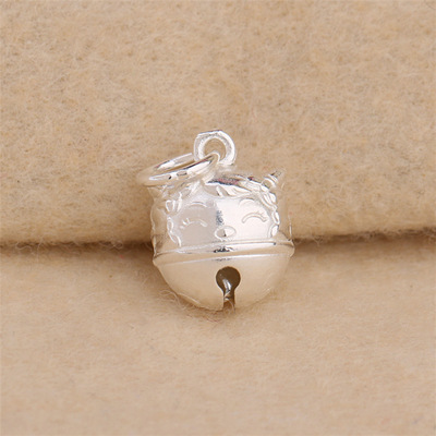 厂家批发镀925银卡通羊铃铛吊坠时尚银生肖红绳diy挂件热卖银饰品