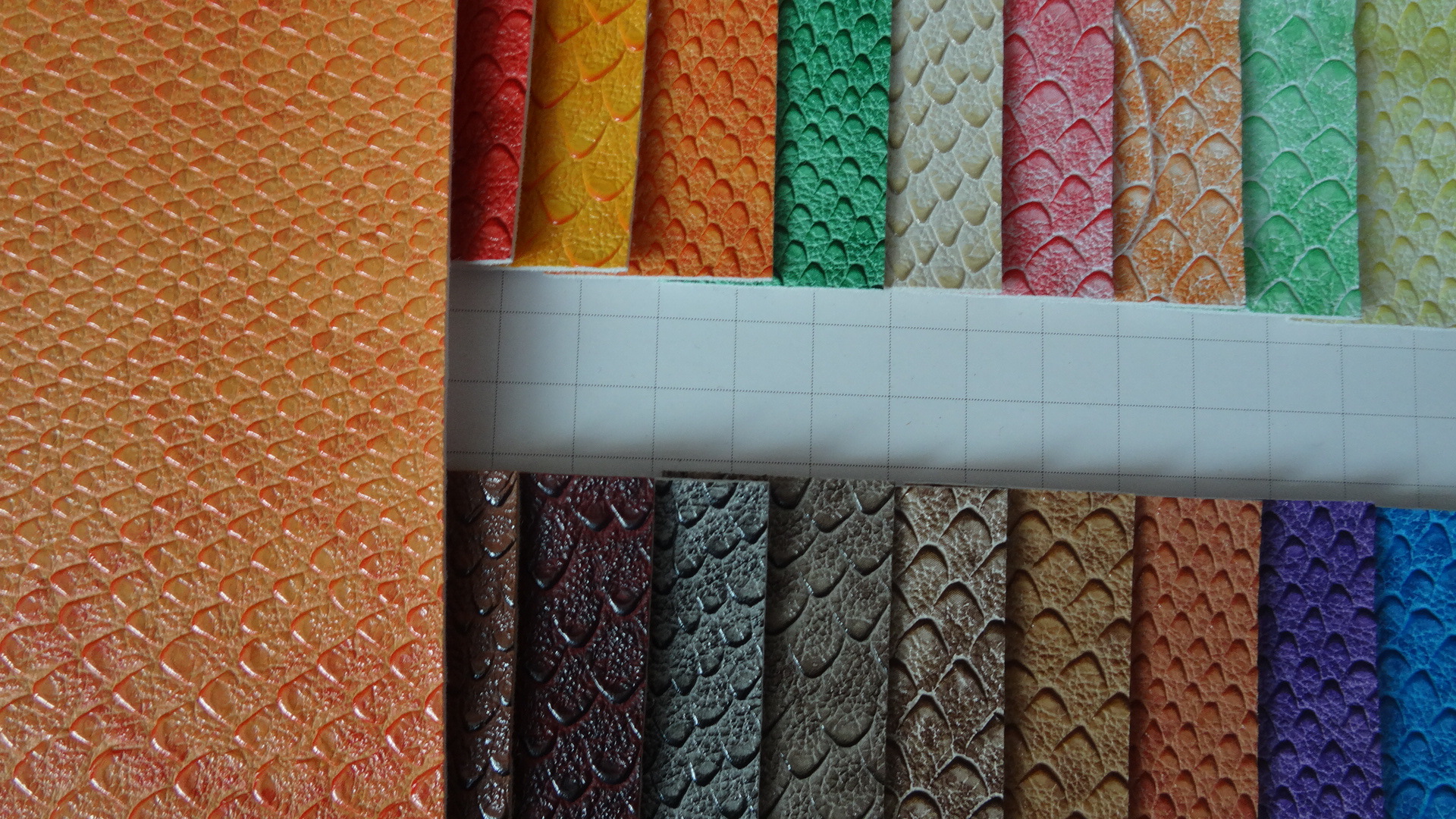 新款皮革面料厂家直销龙鳞纹皮革 人造革面