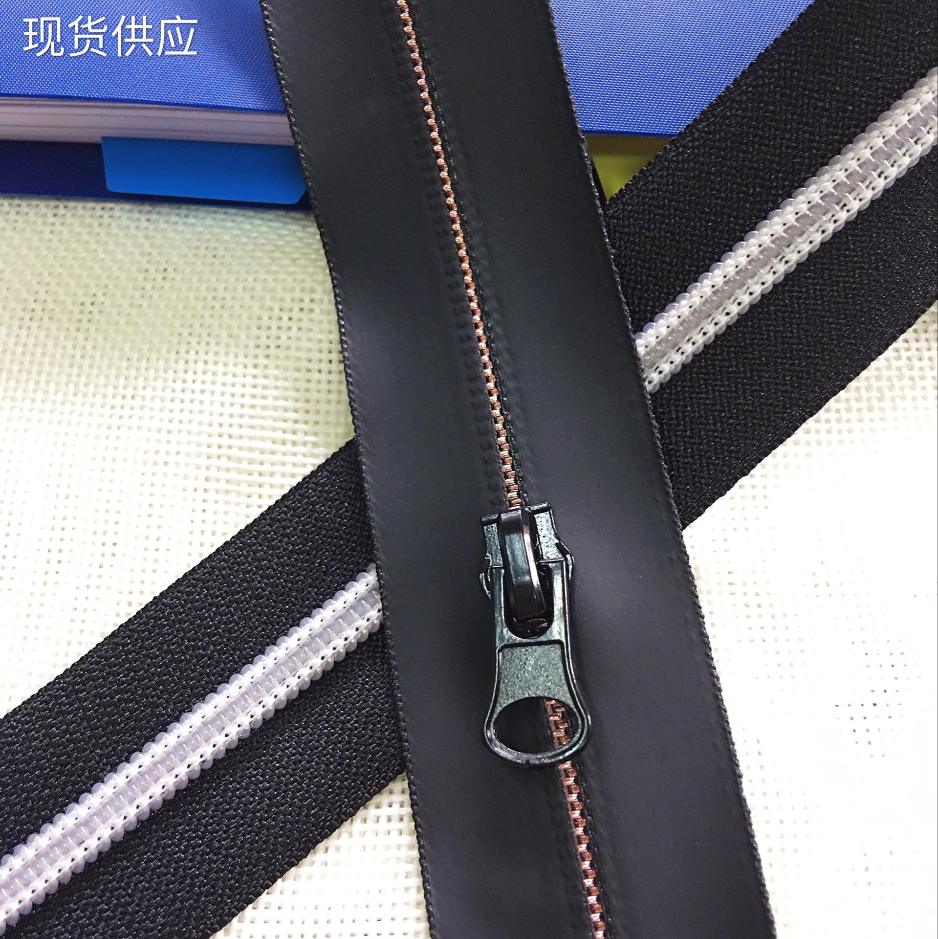 进口5号尼龙韩版电镀土豪金牙拉链7号尼龙玫瑰金牙服装防水拉链