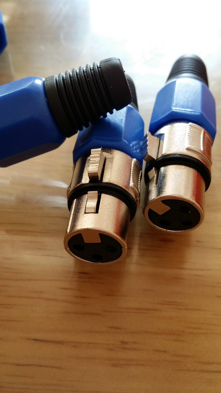 接口类型卡侬应用范围音响工作频率低频种类射频同轴(rf)型号瑞式母三