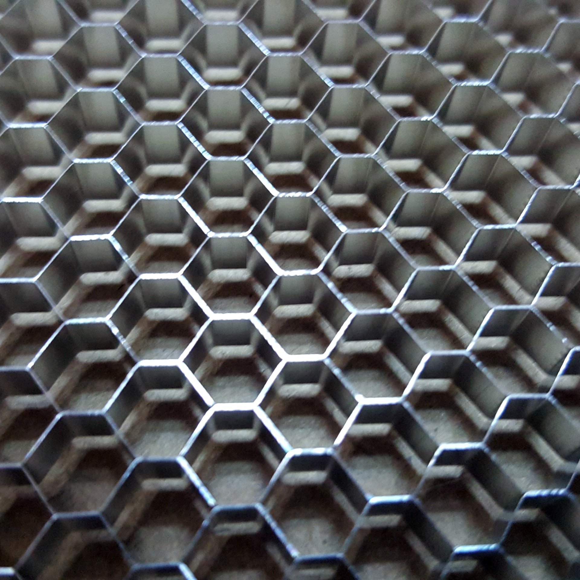 专业供应室内外防盗门专用填充铝蜂巢纸六角孔铝箔蜂窝门芯材夹层