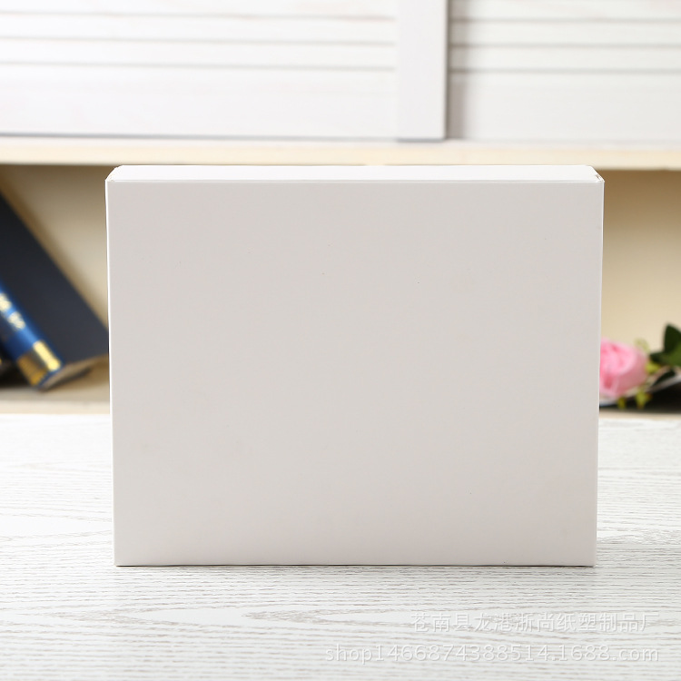 批发生产白卡纸包装盒子定做通用空白礼品方