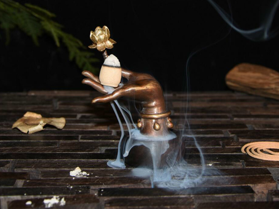 燃一炉香,静一世心