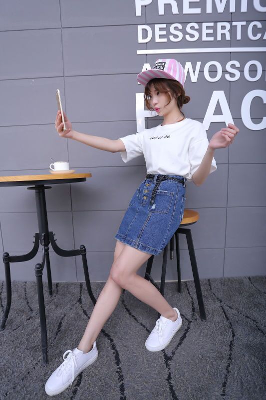 韩版短款低腰牛仔半身裙女包臀裙女装牛仔短裙厂家地摊货源